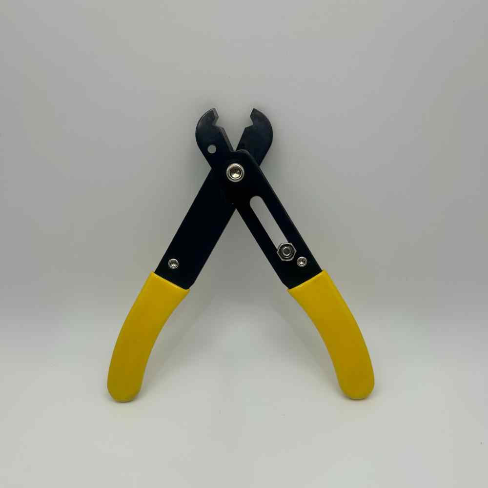Max Cuff Safety Cutter